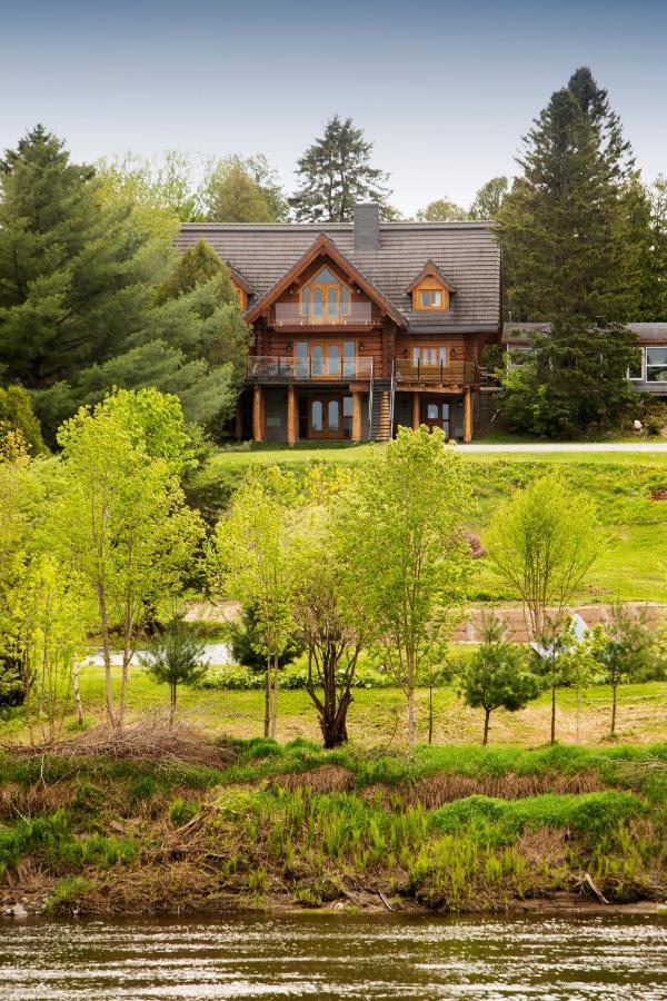Hebergement "La Maison En Bois Rond" Sainte-Marie Ngoại thất bức ảnh