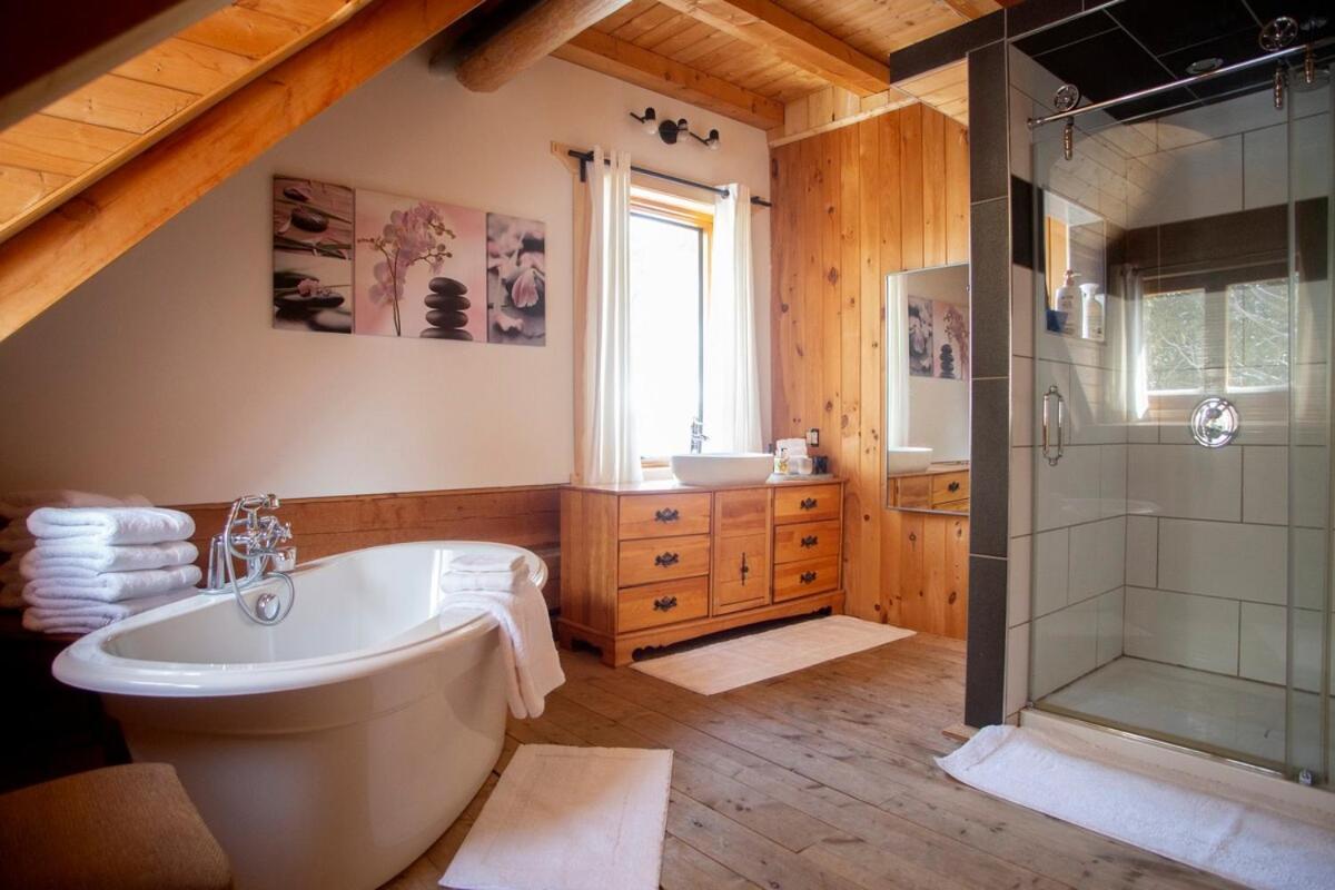 Hebergement "La Maison En Bois Rond" Sainte-Marie Phòng bức ảnh