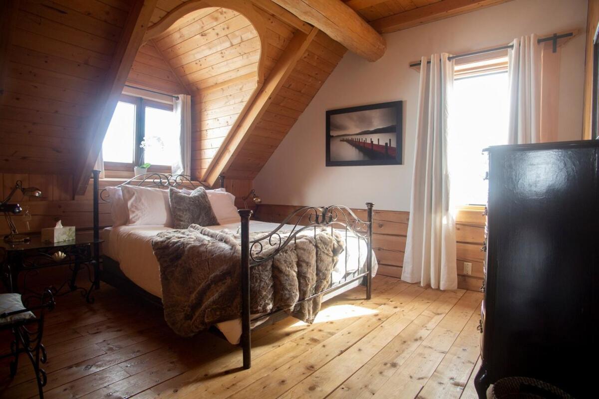 Hebergement "La Maison En Bois Rond" Sainte-Marie Phòng bức ảnh